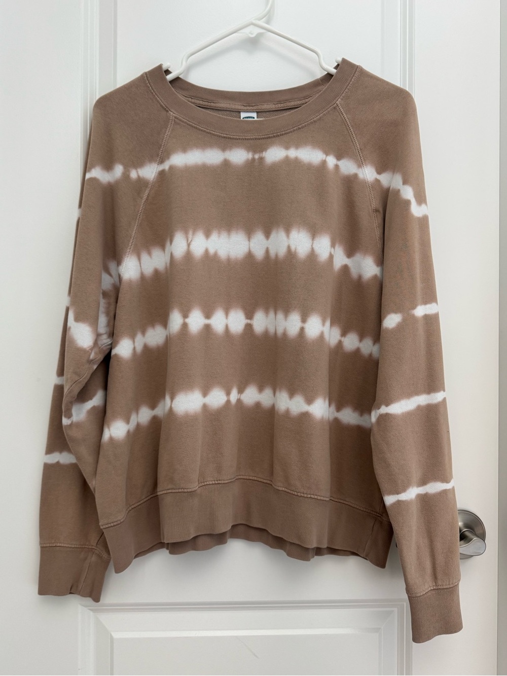 Old Navy L Taupe Cream Tie Dye Crewneck Sweater Coastal Beach Fall Layer Clean